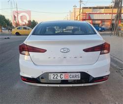 هیوندای ئەلەنترا